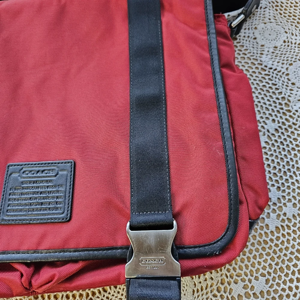 Mens/Women's Coach Messenger Bag, BURNT RED COLOR  NYLON, Not Bright Red - Picture 4 of 16